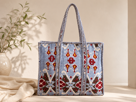 Neela tote detail
